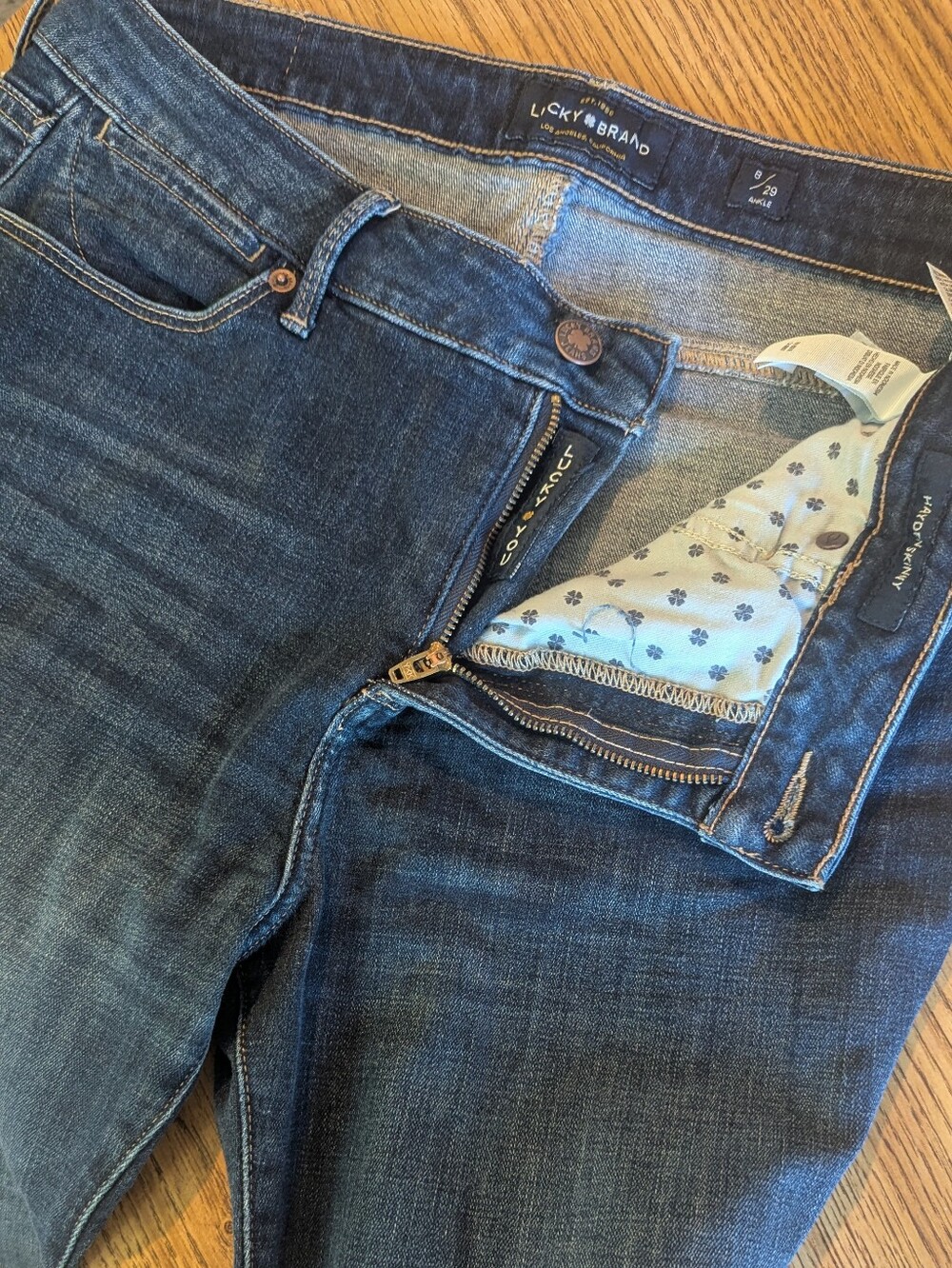 Lucky Brand Indigo Blue Mid-Rise Jeans